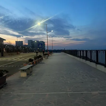 Apartamento Sky44apt Delfinariu Faleza Nord *