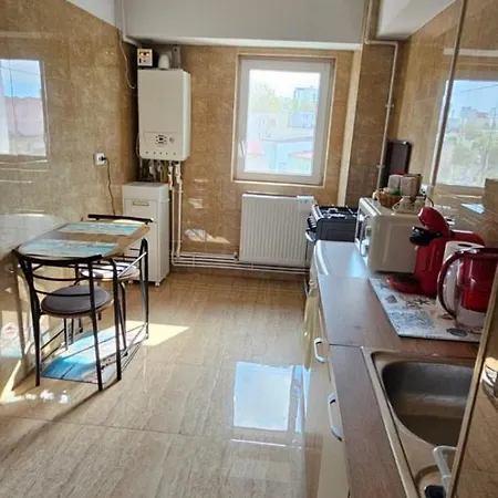 Sky44apt Delfinariu Faleza Nord דירה
