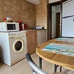 Sky44apt Delfinariu Faleza Nord Διαμέρισμα *
